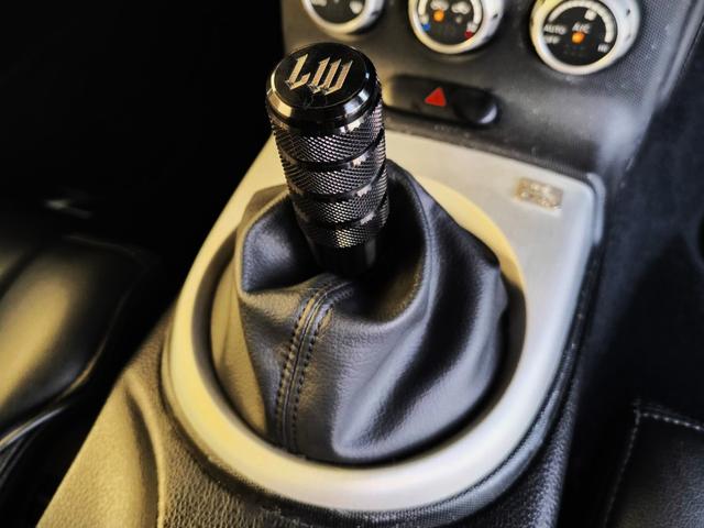 フェアレディZ バージョンST HPIエアクリーナー/TOMEIチタンマフラー/社外イグニッションコイル/TEIN車高調/STAGEA純正フロントアッパーアーム/originフルエアロ/central20ボンネット(33枚目)