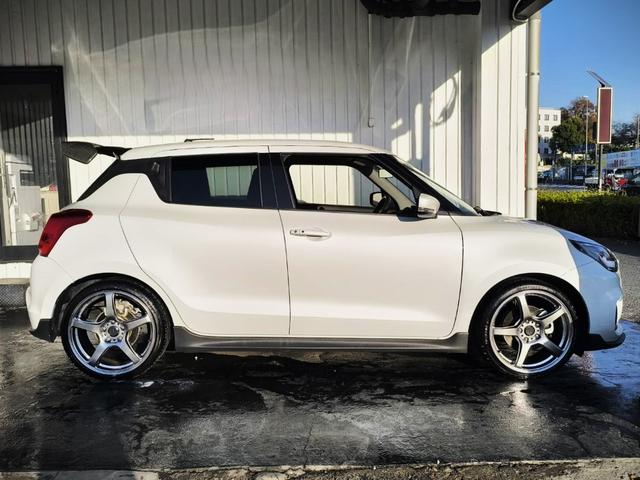 スイフトスポーツ 　１オーナー車／ＨＫＳエアクリーナー・ブローオフ／モンスタースポーツマフラー・スプリング・ウイング／ＮＯＢＬＥＳＳＥアイライン／ＲＡＣＩＮＧ　ＧＥＡＲフォグ／ＷＯＲＫＥＭＯＴＩＯＮ　Ｔ５Ｒ　１８インチ（4枚目）