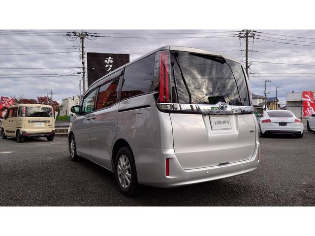 ノア ハイブリッドＧ（9枚目）