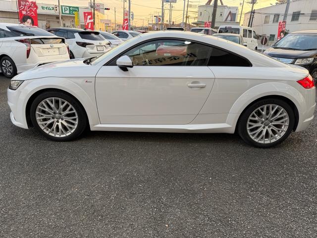 ＴＴクーペ ２．０ＴＦＳＩ　クワトロ　Ｓラインパッケージ（5枚目）