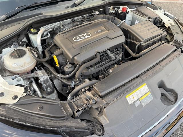 ＴＴクーペ ２．０ＴＦＳＩ　クワトロ　Ｓラインパッケージ（16枚目）