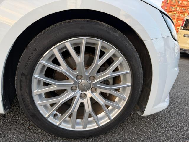 ＴＴクーペ ２．０ＴＦＳＩ　クワトロ　Ｓラインパッケージ（21枚目）