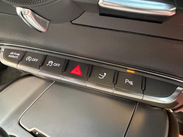 ＴＴクーペ ２．０ＴＦＳＩ　クワトロ　Ｓラインパッケージ（25枚目）