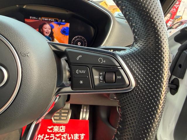 ＴＴクーペ ２．０ＴＦＳＩ　クワトロ　Ｓラインパッケージ（29枚目）