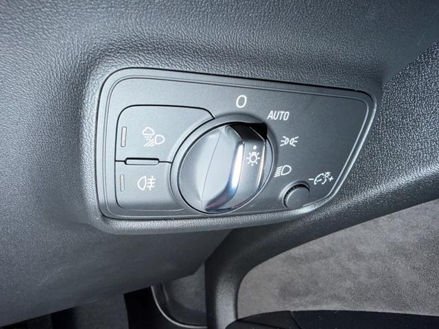 ＴＴクーペ ２．０ＴＦＳＩ　クワトロ　Ｓラインパッケージ（32枚目）