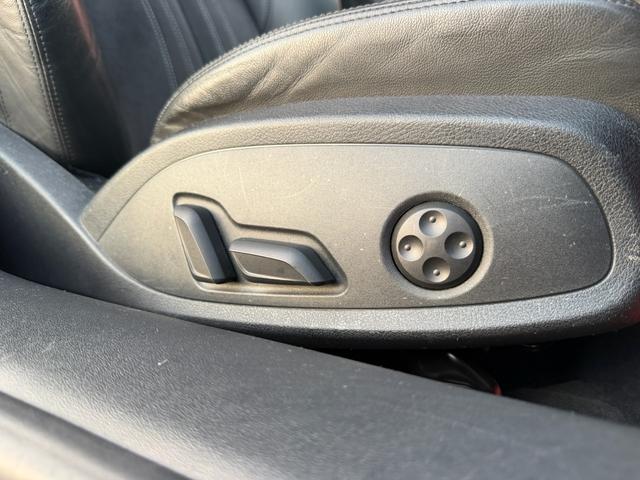 ＴＴクーペ ２．０ＴＦＳＩ　クワトロ　Ｓラインパッケージ（36枚目）