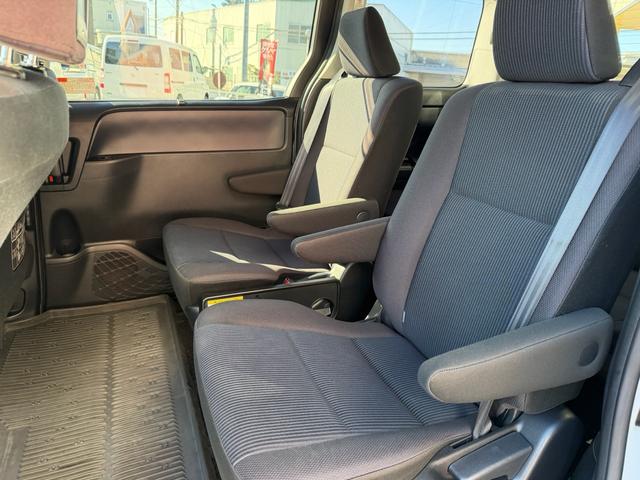 ノア ハイブリッドX(14枚目)