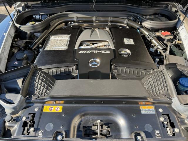 Ｇクラス Ｇ６３　／Ｇ　ｍａｎｕｆａｋｔｕｒプログラム＋／マグノナイトブラック／純正２１インチＡＷ／ベンガルレッド×ブラックナッパレザー／（17枚目）