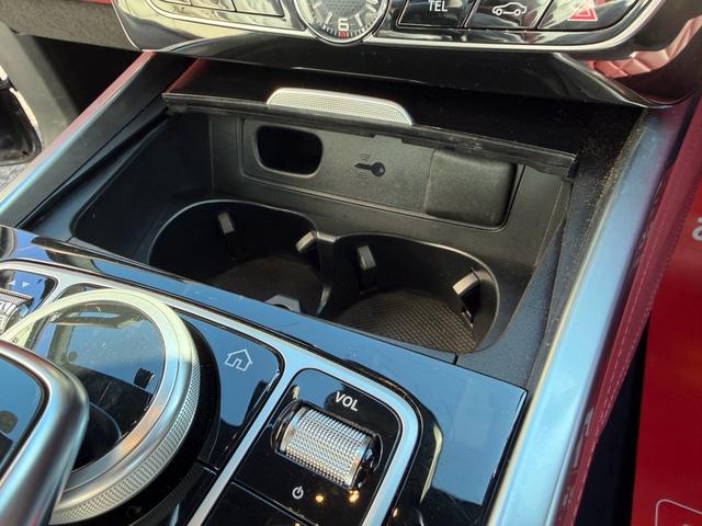 Ｇクラス Ｇ６３　／Ｇ　ｍａｎｕｆａｋｔｕｒプログラム＋／マグノナイトブラック／純正２１インチＡＷ／ベンガルレッド×ブラックナッパレザー／（31枚目）