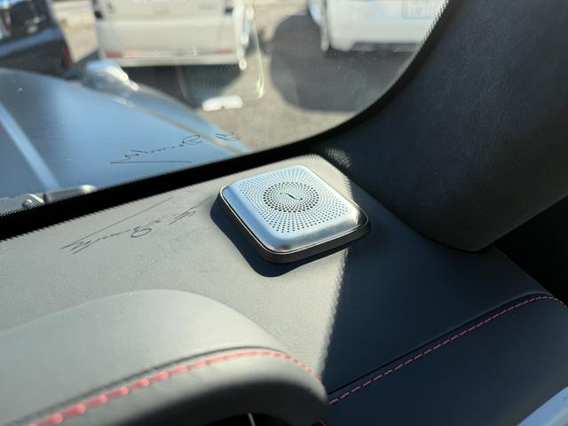 Ｇクラス Ｇ６３　／Ｇ　ｍａｎｕｆａｋｔｕｒプログラム＋／マグノナイトブラック／純正２１インチＡＷ／ベンガルレッド×ブラックナッパレザー／（42枚目）