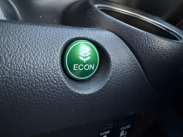 Ｎ－ＢＯＸカスタム Ｇ・ターボパッケージ　／純正ナビ・バックカメラ／両側電動スライドドア／純正１５インチＡＷ／パドルシフト／プッシュスタート／スマートキー／ＥＴＣ／（24枚目）