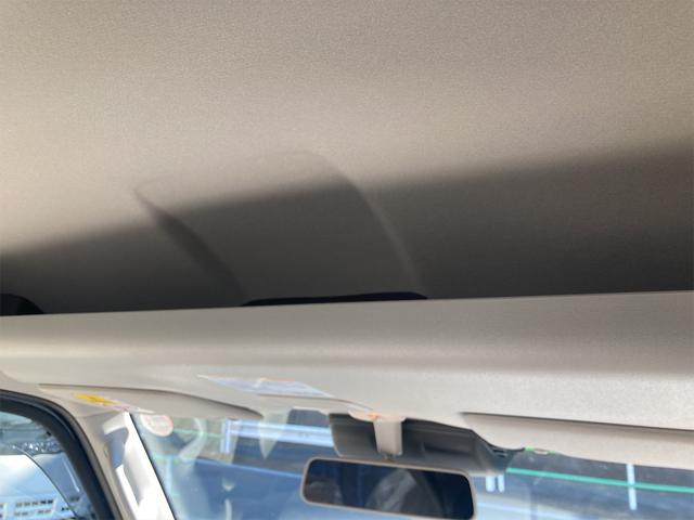 E 両側スライド・片側電動 クリアランスソナー レーンアシスト 衝突被害軽減システム オートライト HID スマートキー アイドリングストップ 電動格納ミラー シートヒーター ベンチシート AT(42枚目)