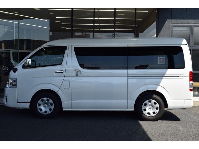ハイエースワゴン ＧＬ　Ｌ字ベッドキット　車中泊　フローティングナビ　ＥＴＣ　１２．８型後席モニター　全周囲カメラ　クリアランスソナー　衝突軽減ブレーキ　ステアリングスイッチ　デジタルインナーミラー　ＬＥＤヘッドライト（7枚目）