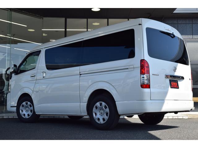 ハイエースワゴン ＧＬ　Ｌ字ベッドキット　車中泊　フローティングナビ　ＥＴＣ　１２．８型後席モニター　全周囲カメラ　クリアランスソナー　衝突軽減ブレーキ　ステアリングスイッチ　デジタルインナーミラー　ＬＥＤヘッドライト（15枚目）