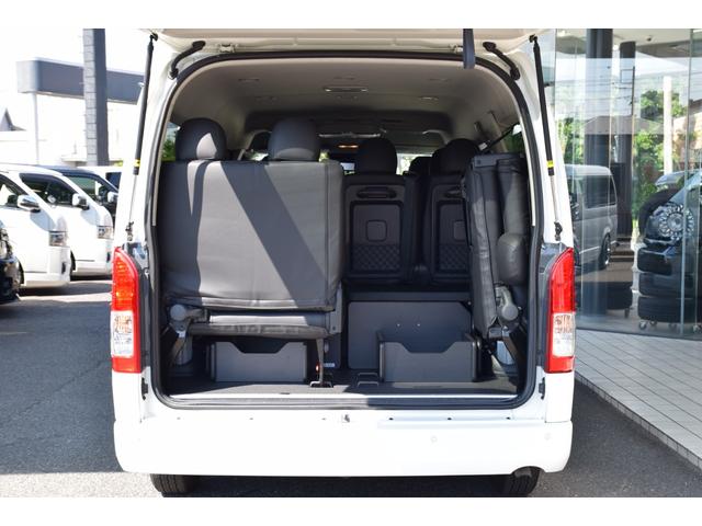 ハイエースワゴン ＧＬ　Ｌ字ベッドキット　車中泊　フローティングナビ　ＥＴＣ　１２．８型後席モニター　全周囲カメラ　クリアランスソナー　衝突軽減ブレーキ　ステアリングスイッチ　デジタルインナーミラー　ＬＥＤヘッドライト（19枚目）