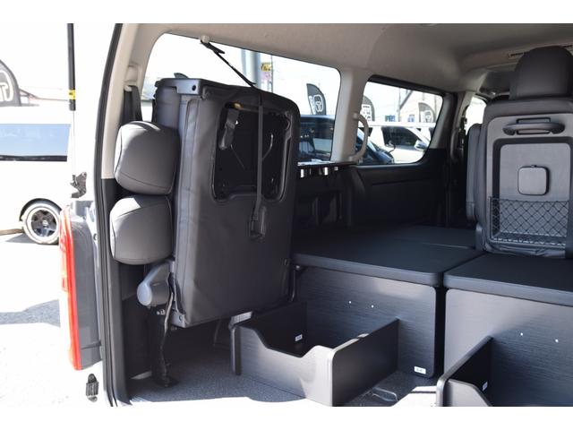 ハイエースワゴン ＧＬ　Ｌ字ベッドキット　車中泊　フローティングナビ　ＥＴＣ　１２．８型後席モニター　全周囲カメラ　クリアランスソナー　衝突軽減ブレーキ　ステアリングスイッチ　デジタルインナーミラー　ＬＥＤヘッドライト（21枚目）