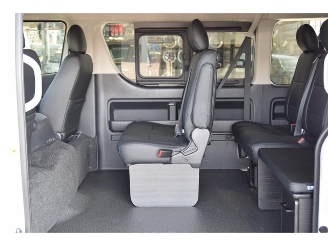 ハイエースワゴン ＧＬ　Ｌ字ベッドキット　車中泊　フローティングナビ　ＥＴＣ　１２．８型後席モニター　全周囲カメラ　クリアランスソナー　衝突軽減ブレーキ　ステアリングスイッチ　デジタルインナーミラー　ＬＥＤヘッドライト（24枚目）