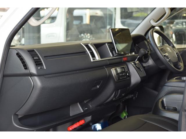 ハイエースワゴン ＧＬ　Ｌ字ベッドキット　車中泊　フローティングナビ　ＥＴＣ　１２．８型後席モニター　全周囲カメラ　クリアランスソナー　衝突軽減ブレーキ　ステアリングスイッチ　デジタルインナーミラー　ＬＥＤヘッドライト（28枚目）