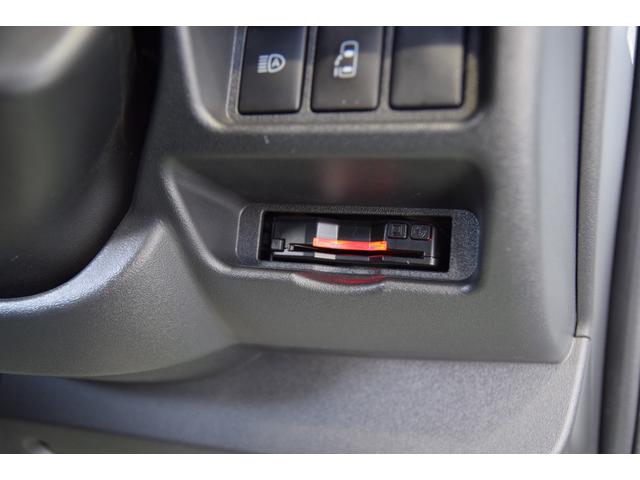ハイエースワゴン ＧＬ　Ｌ字ベッドキット　車中泊　フローティングナビ　ＥＴＣ　１２．８型後席モニター　全周囲カメラ　クリアランスソナー　衝突軽減ブレーキ　ステアリングスイッチ　デジタルインナーミラー　ＬＥＤヘッドライト（40枚目）