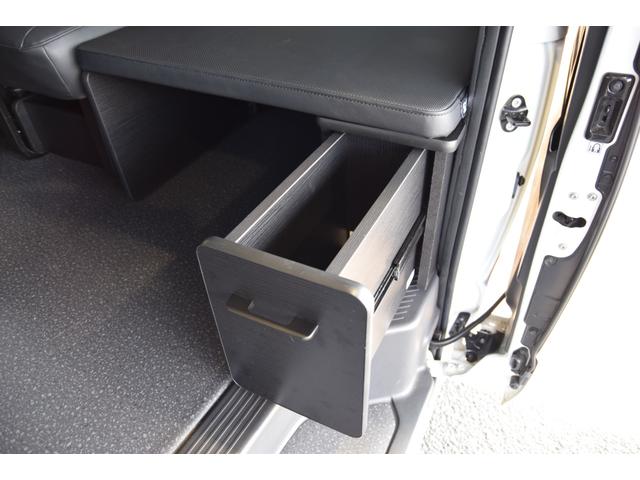 ハイエースワゴン ＧＬ　Ｌ字ベッドキット　車中泊　フローティングナビ　ＥＴＣ　１２．８型後席モニター　全周囲カメラ　クリアランスソナー　衝突軽減ブレーキ　ステアリングスイッチ　デジタルインナーミラー　ＬＥＤヘッドライト（46枚目）