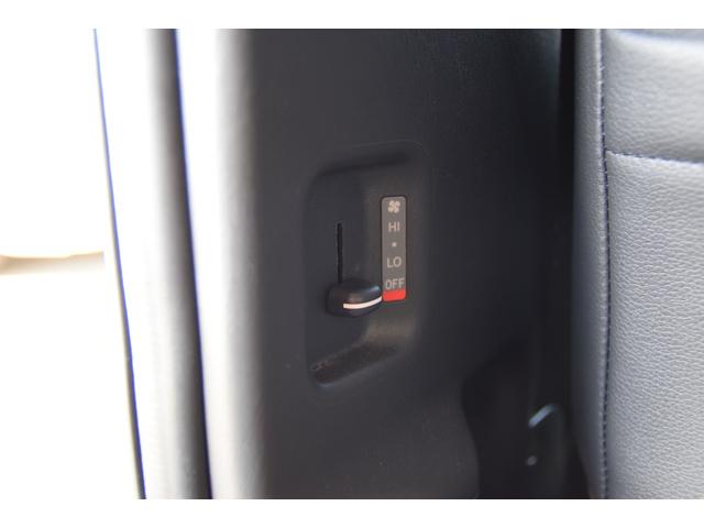 ハイエースワゴン ＧＬ　Ｌ字ベッドキット　車中泊　フローティングナビ　ＥＴＣ　１２．８型後席モニター　全周囲カメラ　クリアランスソナー　衝突軽減ブレーキ　ステアリングスイッチ　デジタルインナーミラー　ＬＥＤヘッドライト（54枚目）