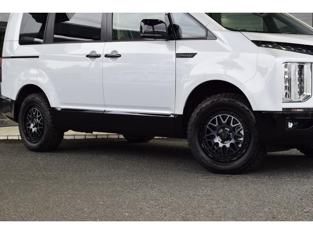 デリカD:5 シャモニー 4WD 全周囲カメラ クリアランスソナー オートクルーズコントロール レーンアシスト 衝突被害軽減システム 両側電動スライドドア LEDヘッドランプ 電動リアゲート スマートキー アイドリングストップ(9枚目)