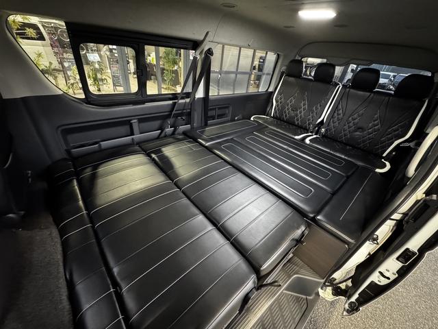 ハイエースワゴン ＧＬ　４ＷＤ　ＥＴＣ　全周囲カメラ　クリアランスソナー　レーンアシスト　衝突被害軽減システム　電動スライドドア　オートマチックハイビーム　スマートキー　電動格納ミラー　後席モニター　ＡＴ　１００Ｖ電源（29枚目）