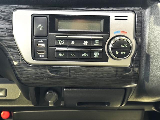 ハイエースワゴン ＧＬ　４ＷＤ　ＥＴＣ　全周囲カメラ　クリアランスソナー　レーンアシスト　衝突被害軽減システム　電動スライドドア　オートマチックハイビーム　スマートキー　電動格納ミラー　後席モニター　ＡＴ　１００Ｖ電源（39枚目）
