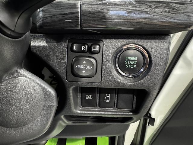 ハイエースワゴン ＧＬ　４ＷＤ　ＥＴＣ　全周囲カメラ　クリアランスソナー　レーンアシスト　衝突被害軽減システム　電動スライドドア　オートマチックハイビーム　スマートキー　電動格納ミラー　後席モニター　ＡＴ　１００Ｖ電源（41枚目）
