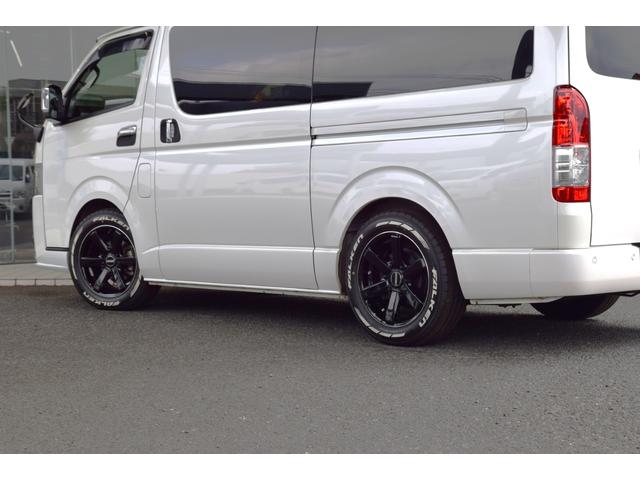 ハイエースバン スーパーＧＬ　ダークプライムＩＩ　ＥＴＣ　クリアランスソナー　レーンアシスト　衝突被害軽減システム　両側電動スライドドア　オートマチックハイビーム　スマートキー　電動格納ミラー　後席モニター　ＡＴ　アルミホイール　１００Ｖ電源　ＥＳＣ（14枚目）