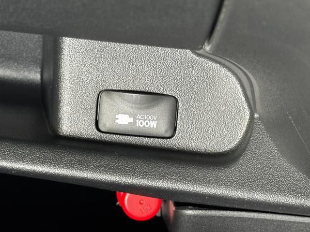 ハイエースバン スーパーＧＬ　ダークプライムＩＩ　ＥＴＣ　クリアランスソナー　レーンアシスト　衝突被害軽減システム　両側電動スライドドア　オートマチックハイビーム　スマートキー　電動格納ミラー　後席モニター　ＡＴ　アルミホイール　１００Ｖ電源　ＥＳＣ（34枚目）