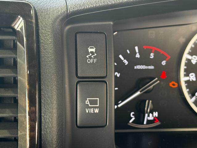 ハイエースバン スーパーＧＬ　ダークプライムＩＩ　ＥＴＣ　クリアランスソナー　レーンアシスト　衝突被害軽減システム　両側電動スライドドア　オートマチックハイビーム　スマートキー　電動格納ミラー　後席モニター　ＡＴ　アルミホイール　１００Ｖ電源　ＥＳＣ（35枚目）