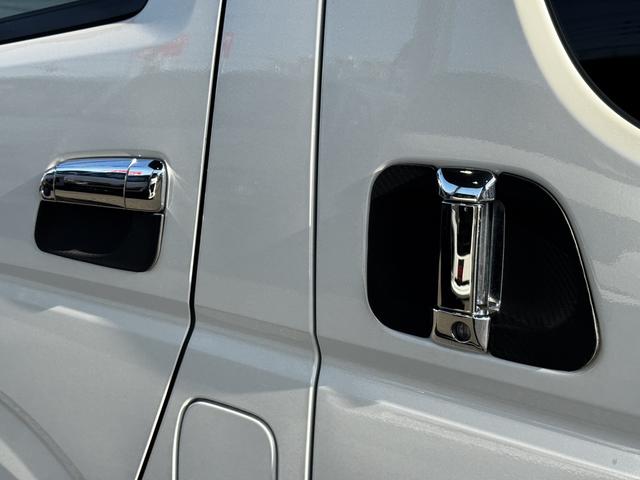 ハイエースバン スーパーＧＬ　ダークプライムＩＩ　ＥＴＣ　クリアランスソナー　レーンアシスト　衝突被害軽減システム　両側電動スライドドア　オートマチックハイビーム　スマートキー　電動格納ミラー　後席モニター　ＡＴ　アルミホイール　１００Ｖ電源　ＥＳＣ（46枚目）