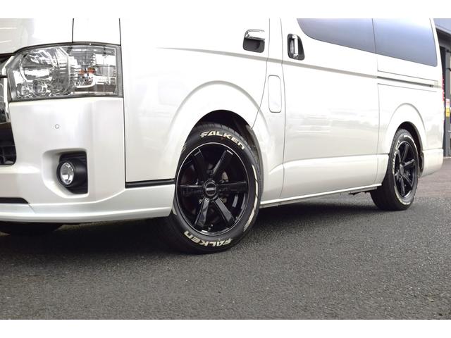 ハイエースバン スーパーＧＬ　ダークプライムＩＩ　ＥＴＣ　クリアランスソナー　レーンアシスト　衝突被害軽減システム　両側電動スライドドア　オートマチックハイビーム　スマートキー　電動格納ミラー　後席モニター　ＡＴ　アルミホイール　１００Ｖ電源　ＥＳＣ（49枚目）