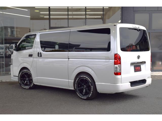 ハイエースバン スーパーＧＬ　ダークプライムＩＩ　ＥＴＣ　クリアランスソナー　レーンアシスト　衝突被害軽減システム　両側電動スライドドア　オートマチックハイビーム　スマートキー　電動格納ミラー　後席モニター　ＡＴ　アルミホイール　１００Ｖ電源　ＥＳＣ（52枚目）