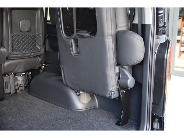 ハイエースワゴン GL 千葉BLACKSTYLE フロントバンパーガード ESSEX16インチアルミ 25mmオーバーフェンダー フローティングナビ 12.8型後席モニター 天井スピーカー デジタルインナーミラー(23枚目)