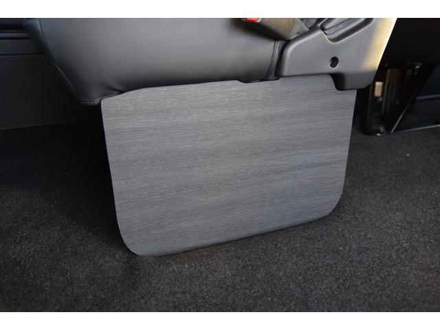 ハイエースワゴン GL 千葉BLACKSTYLE フロントバンパーガード ESSEX16インチアルミ 25mmオーバーフェンダー フローティングナビ 12.8型後席モニター 天井スピーカー デジタルインナーミラー(27枚目)