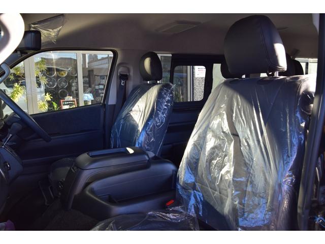 ハイエースワゴン GL 千葉BLACKSTYLE フロントバンパーガード ESSEX16インチアルミ 25mmオーバーフェンダー フローティングナビ 12.8型後席モニター 天井スピーカー デジタルインナーミラー(28枚目)