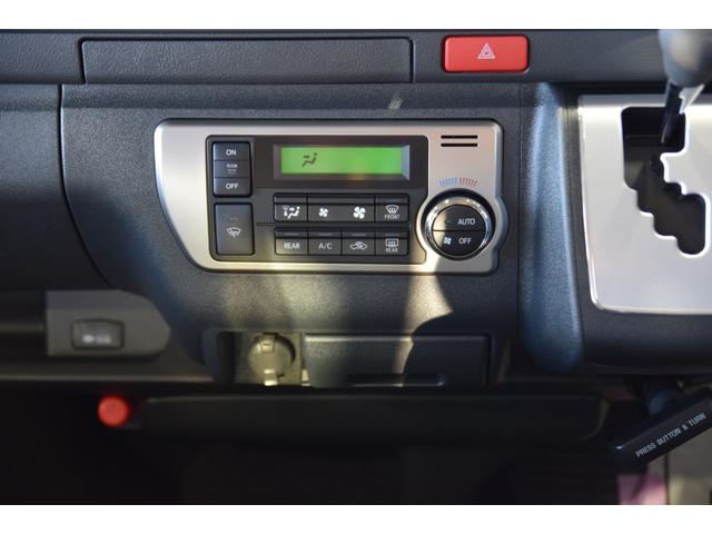 ハイエースワゴン GL 千葉BLACKSTYLE フロントバンパーガード ESSEX16インチアルミ 25mmオーバーフェンダー フローティングナビ 12.8型後席モニター 天井スピーカー デジタルインナーミラー(42枚目)