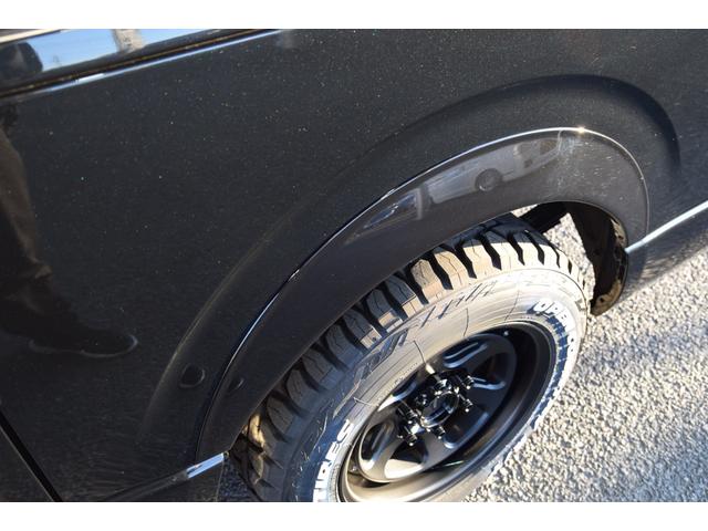 ハイエースワゴン GL 千葉BLACKSTYLE フロントバンパーガード ESSEX16インチアルミ 25mmオーバーフェンダー フローティングナビ 12.8型後席モニター 天井スピーカー デジタルインナーミラー(62枚目)