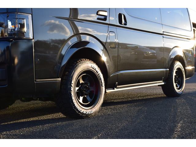 ハイエースワゴン GL 千葉BLACKSTYLE フロントバンパーガード ESSEX16インチアルミ 25mmオーバーフェンダー フローティングナビ 12.8型後席モニター 天井スピーカー デジタルインナーミラー(64枚目)