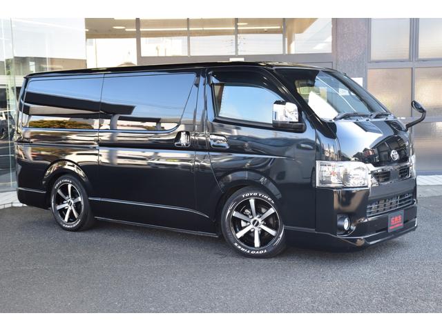ハイエースバン スーパーGL ダークプライムII ローダウン ベッドキット 車中泊 フロントスポイラー ESSEX17インチアルミ フローティングナビ 10.1型後席モニター LEDヘッドライト LEDテールランプ バックカメラ付き防眩ミラー(5枚目)