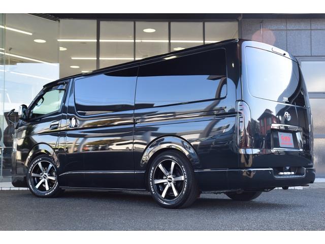 ハイエースバン スーパーGL ダークプライムII ローダウン ベッドキット 車中泊 フロントスポイラー ESSEX17インチアルミ フローティングナビ 10.1型後席モニター LEDヘッドライト LEDテールランプ バックカメラ付き防眩ミラー(15枚目)