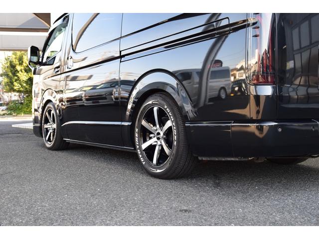ハイエースバン スーパーGL ダークプライムII ローダウン ベッドキット 車中泊 フロントスポイラー ESSEX17インチアルミ フローティングナビ 10.1型後席モニター LEDヘッドライト LEDテールランプ バックカメラ付き防眩ミラー(60枚目)
