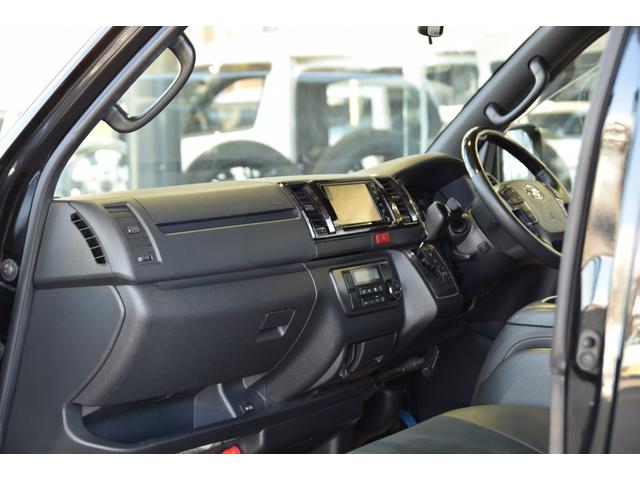 ハイエースバン スーパーGL ダークプライムII オフロードスタイル ETC 全周囲カメラ ナビ クリアランスソナー レーンアシスト 衝突被害軽減システム 両側スライドドア オートマチックハイビーム スマートキー 電動格納ミラー AT アルミホイール(29枚目)