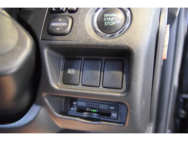 ハイエースバン スーパーGL ダークプライムII オフロードスタイル ETC 全周囲カメラ ナビ クリアランスソナー レーンアシスト 衝突被害軽減システム 両側スライドドア オートマチックハイビーム スマートキー 電動格納ミラー AT アルミホイール(41枚目)