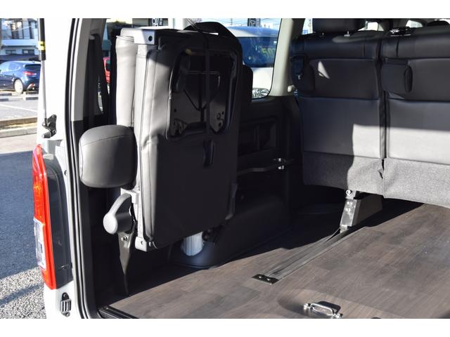 ハイエースワゴン GL ローダウン 内装架装車両 ベッドキット 車中泊 ESSEX18インチアルミ 25mmオーバーフェンダー フロントスポイラー LEDヘッドライト デジタルインナーミラー 前後コーナーセンサー(22枚目)