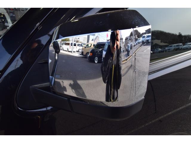 ハイエースバン スーパーGL ダークプライムII ワンオーナー TRDバンパーガード DAYTONA16インチアルミ フリップダウンモニター ベッドキット サブウーファー パワースライドドア デジタルインナーミラー 全周囲カメラ 寒冷地仕様(68枚目)