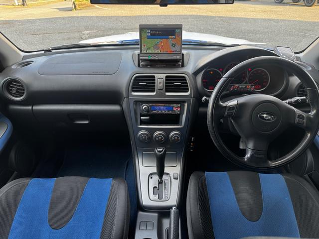 インプレッサ ＷＲＸ　ＷＲ－リミテッド　２００４　ワンオーナー車両　ＣＵＳＣＯ車高調　ｅ－ｃｏｎ（電動式減衰コントローラ）　ＣＵＳＣＯストラットタワーバー　社外ナビ　ＥＴＣ（15枚目）