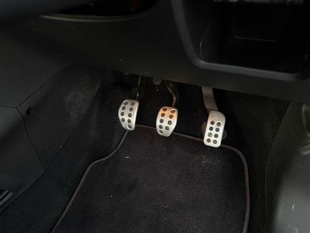 ２０８ ＧＴｉ　６ＭＴ　ユーザー買取車両　アイバッハプロキットダウンサス　ＷＯＲＫ　ＭＥＩＳＴＥＲ　Ｌ１　８．０Ｊ（１８インチＡＷ）純正ＡＷ有　前後ドライブレコーダー　コーナーセンサー　ＥＴＣ　スペアキー有（34枚目）